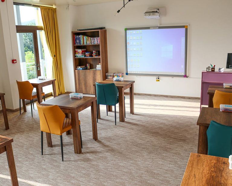 FAMILY-LAND-AFTER-SCHOOL-BRASOV-SALA-CLASA-2